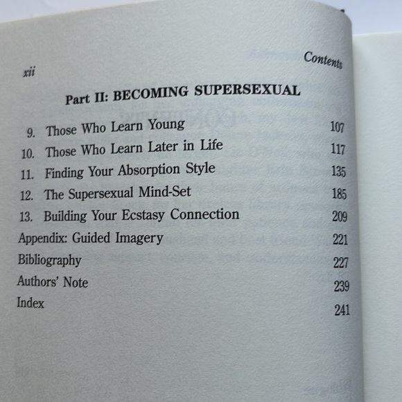 Book - Ordinary Women Extraordinary Sex - Picture 8 of 13